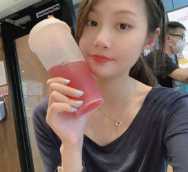 江苏雇用网红商务伴游女(雇用网红商务伴游女员工)