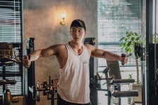 江苏肌肉男模(肌肉男模板)