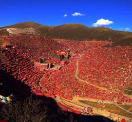 江苏色达旅游攻略(成都到色达旅游攻略)