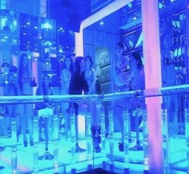 江苏上海伴游 [视频]曝伴游行业内幕：白天陪玩晚上陪睡