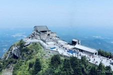 江苏湖南旅游攻略(武汉到湖南旅游攻略)