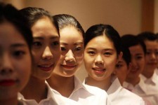 江苏私人伴游招聘 度假区万元月薪招“泳装伴游”