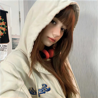 江苏商务伴游女士的年龄分布与收入水平的关系