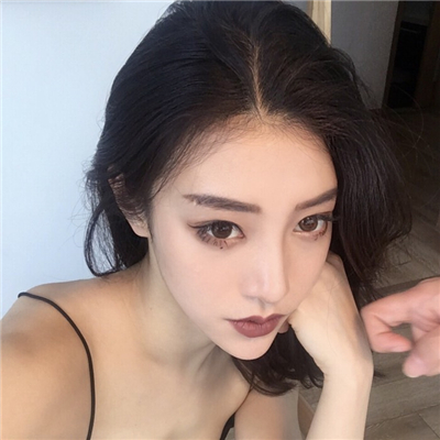 江苏伴游女生寒莱的资料