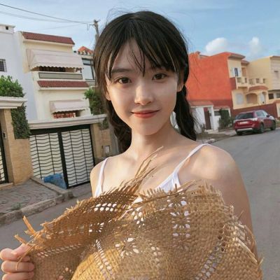 江苏伴游女生李梓萱的资料