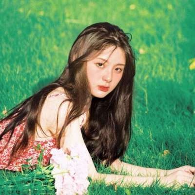 江苏伴游女生谢珞欣的资料