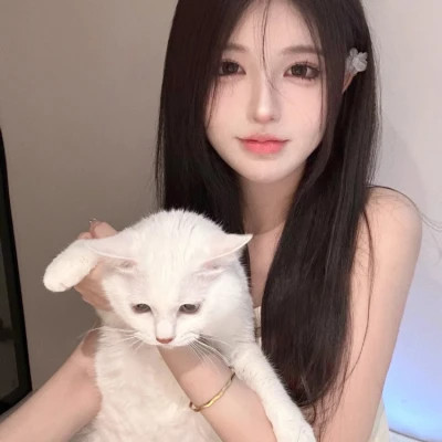 江苏伴游女生陈露晞的资料