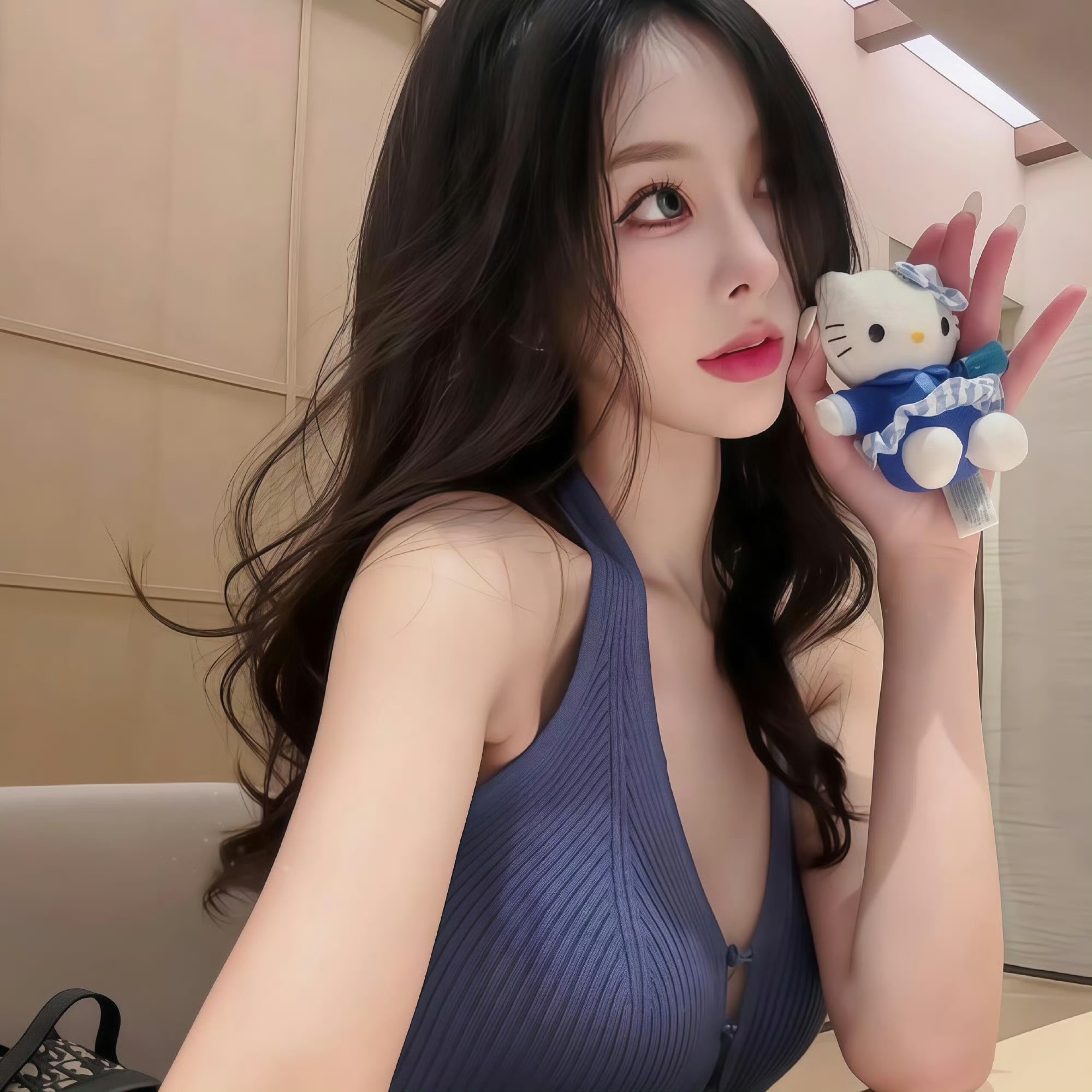 江苏伴游女生鹿小婷的资料
