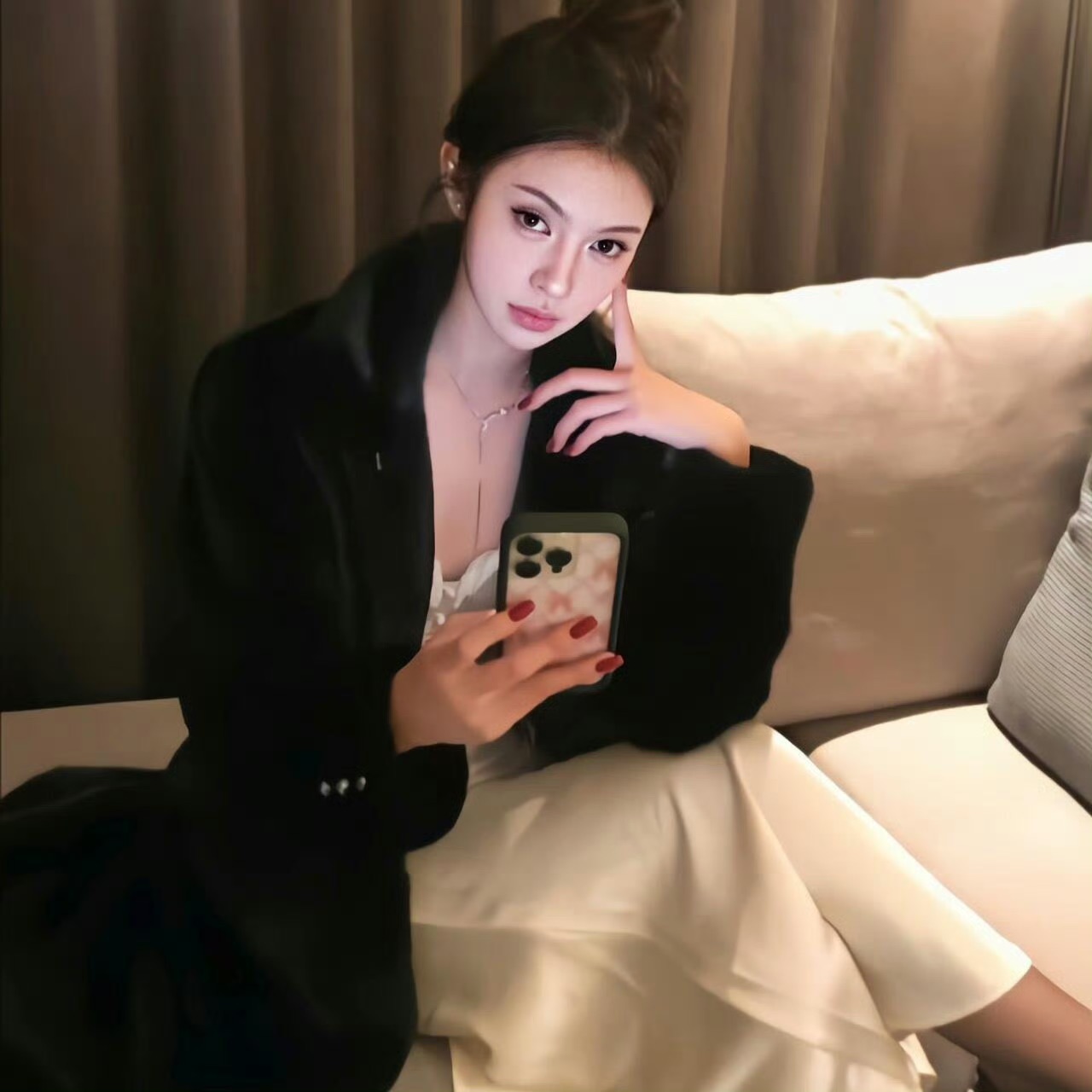 江苏伴游女生周语言的资料
