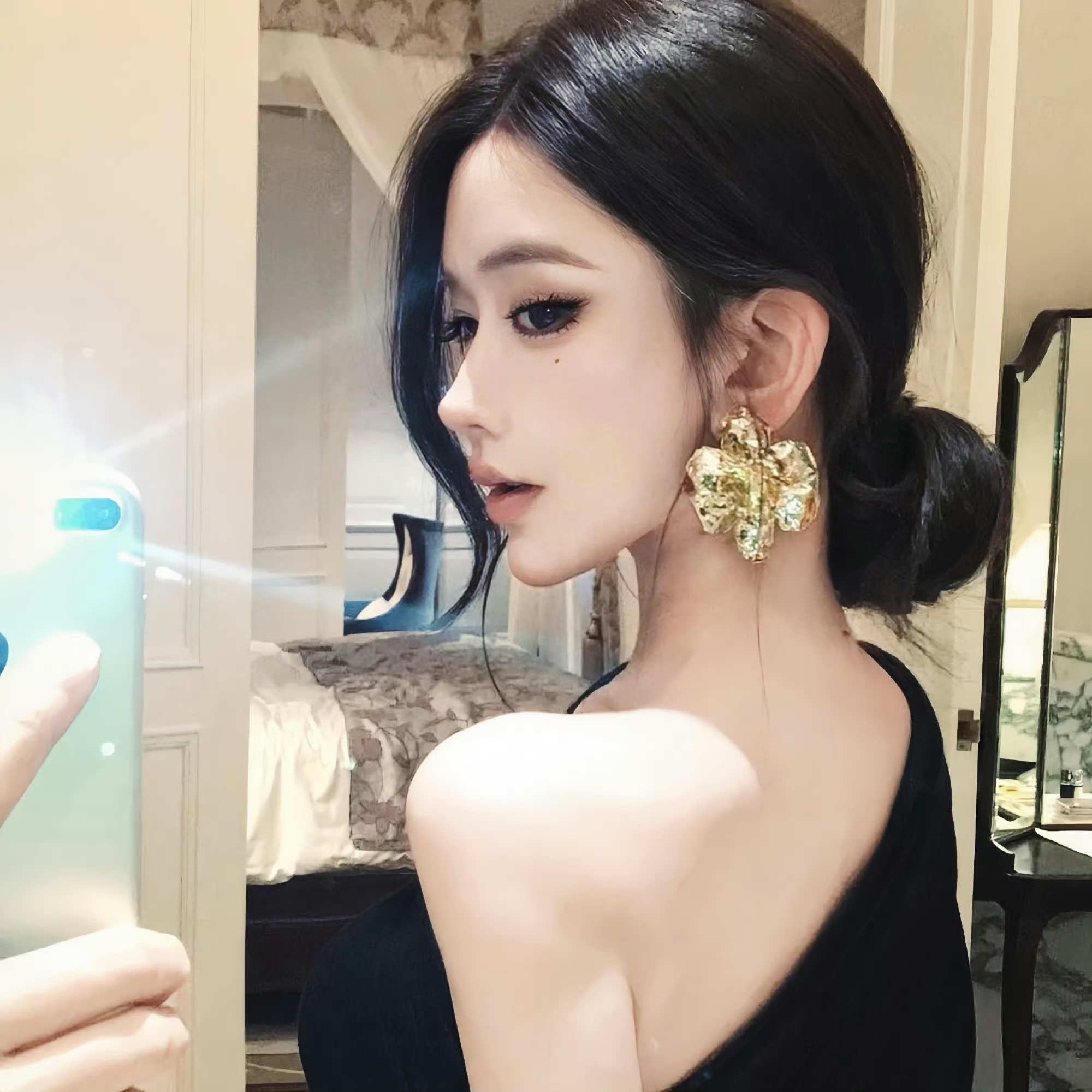 江苏伴游女生靖骊萍的资料