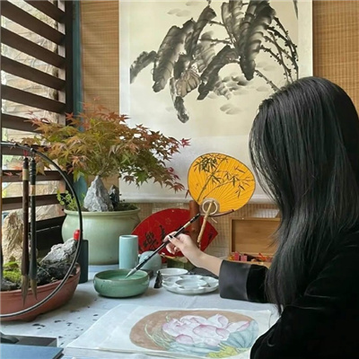 江苏伴游女生源又菡的资料