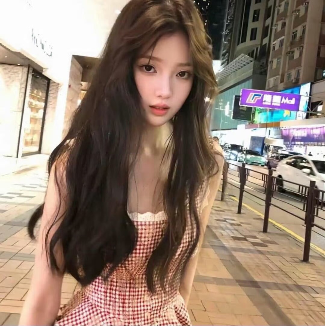 江苏伴游女生​王梦瑶的资料