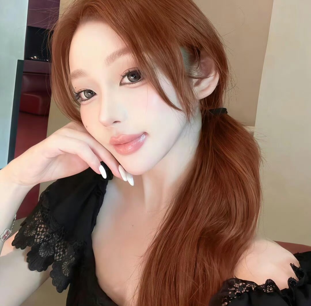 江苏伴游女生 | Victoria LiLI的资料