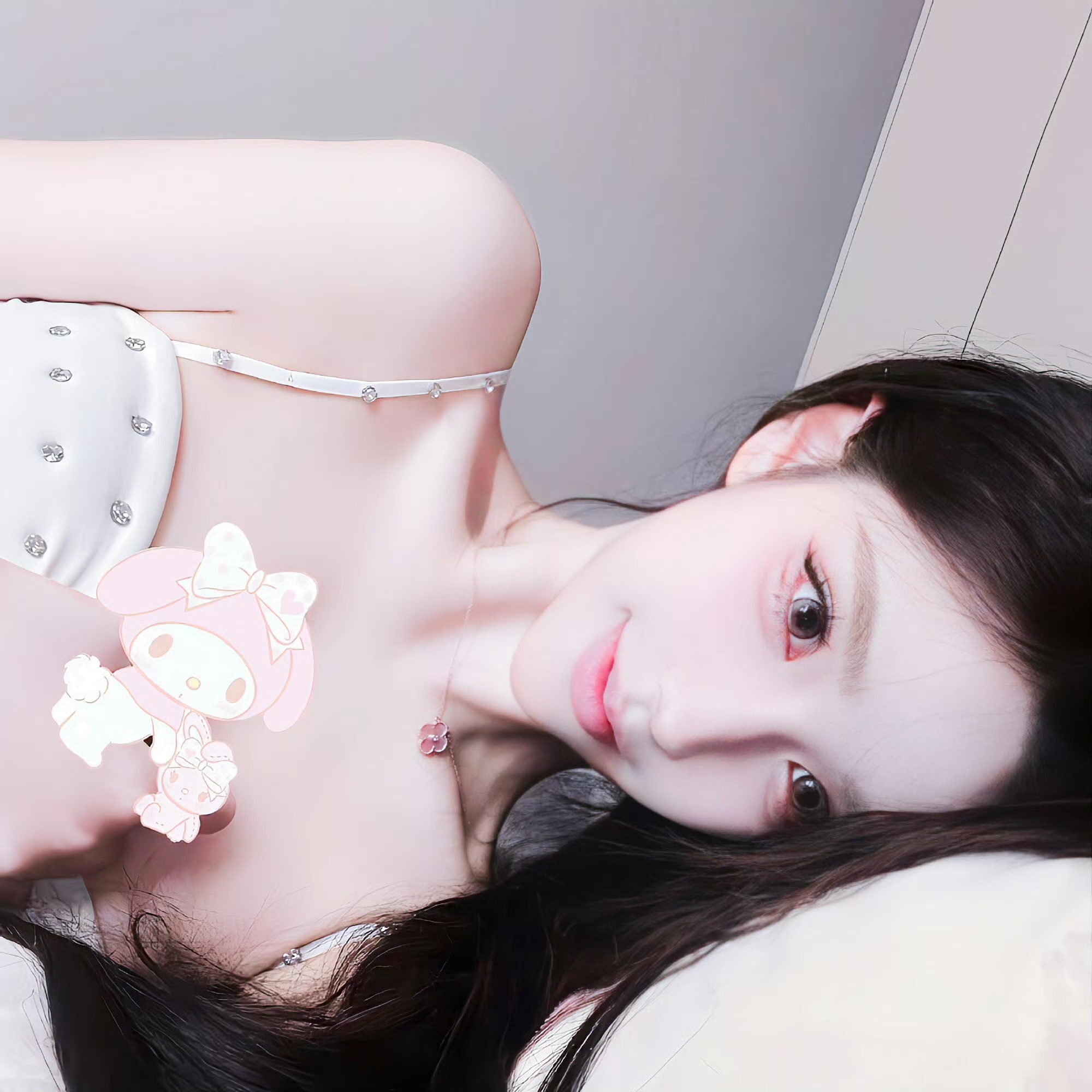 江苏伴游女生 | 唐雨晴 🌸的资料