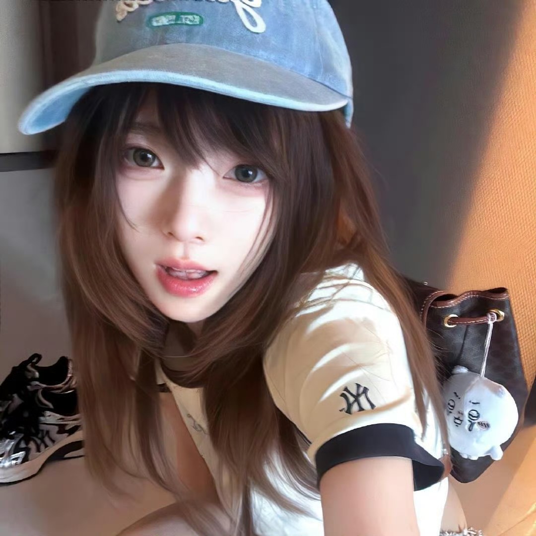 江苏伴游女生 | 小鹿 🦌的资料